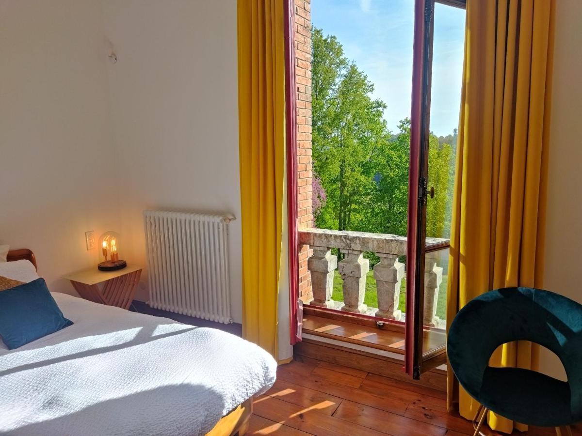 Domaine De La Tisnere Bed & Breakfast Gelos Exterior photo